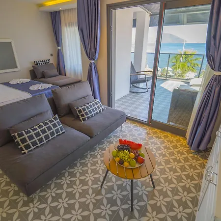 مارماريس بيتش 3*