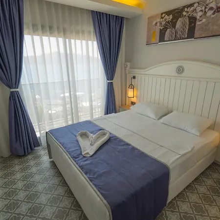 Отель Marmaris Beach Hotel Мармарис