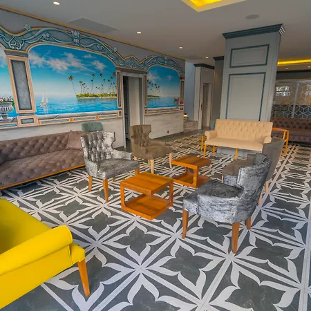 Marmaris Beach Hotel מלון