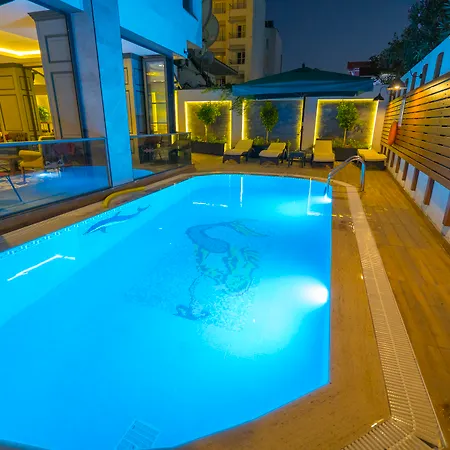 Marmaris Beach Hotel מלון 3*