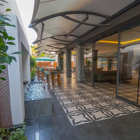 Отель Marmaris Beach Hotel