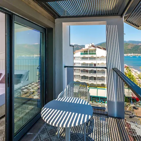 Marmaris Beach Hotel מלון 3*