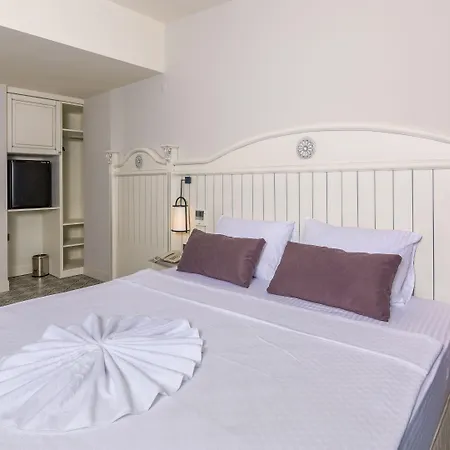 Marmaris Beach Hotel Отель Мармарис