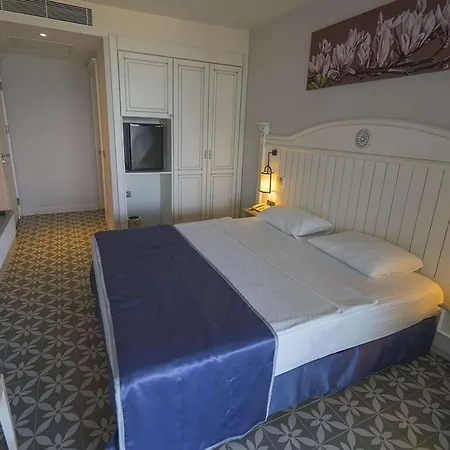 Отель Marmaris Beach Hotel