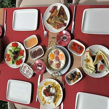 Marmaris Beach Hotel Отель 4*
