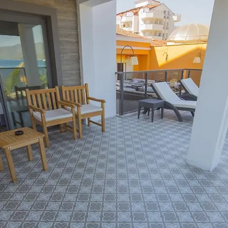 Marmaris Beach Hotel מלון 3*