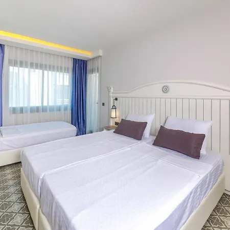 מלון Marmaris Beach Hotel